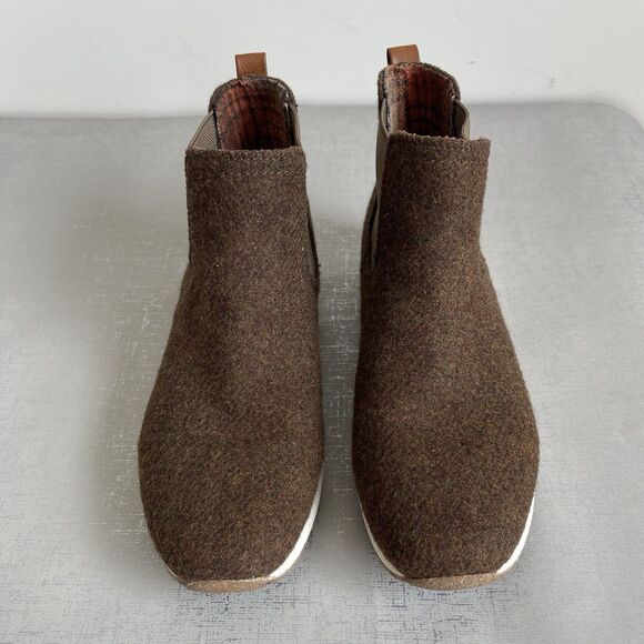 B.ø.c Born Kara Chelsea Ankle Boots Women's 8 M Brown Wool Booties S0772 - Picture 3 of 11